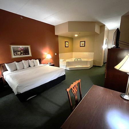 Hotel Mead&Conference Center Wisconsin Rapids Exterior foto