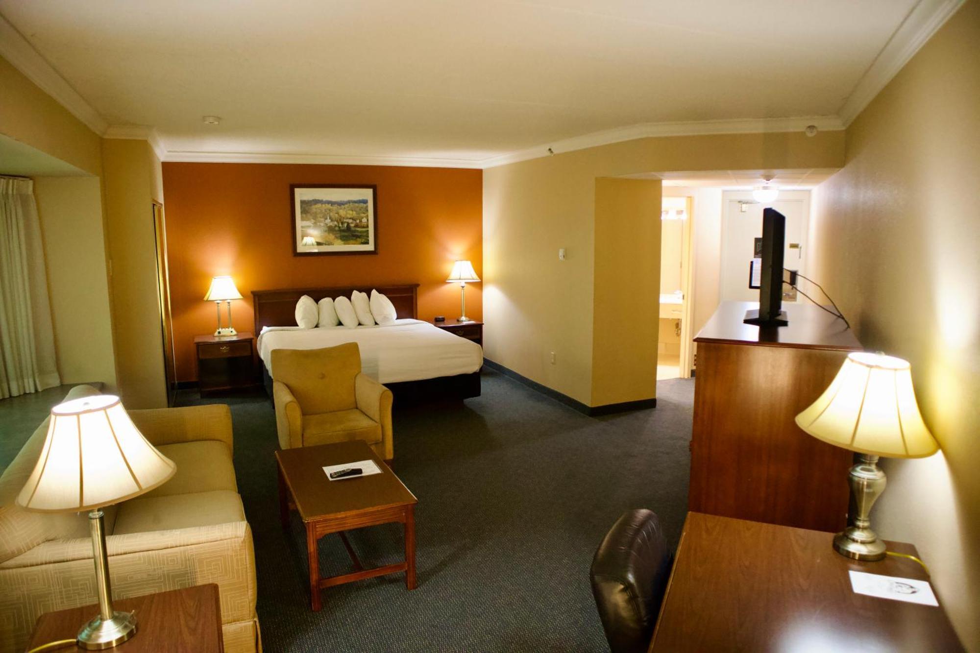 Hotel Mead&Conference Center Wisconsin Rapids Exterior foto