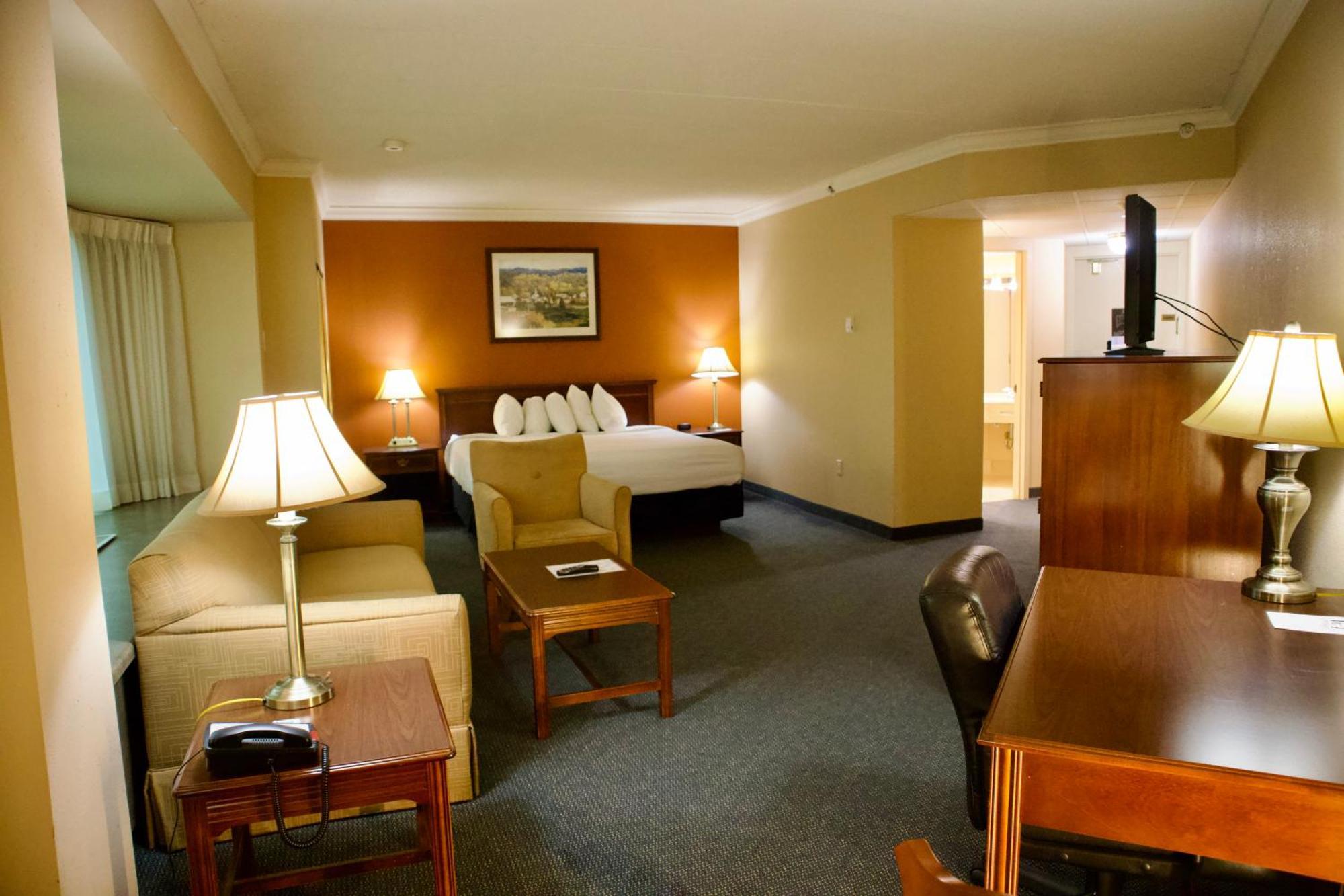 Hotel Mead&Conference Center Wisconsin Rapids Exterior foto