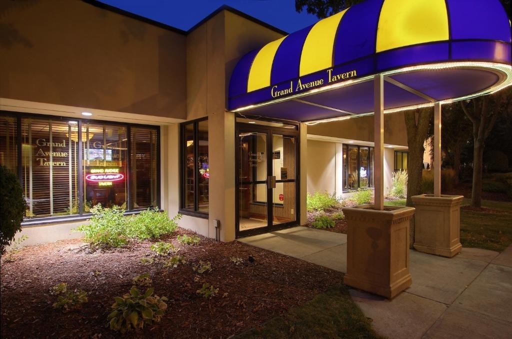 Hotel Mead&Conference Center Wisconsin Rapids Exterior foto