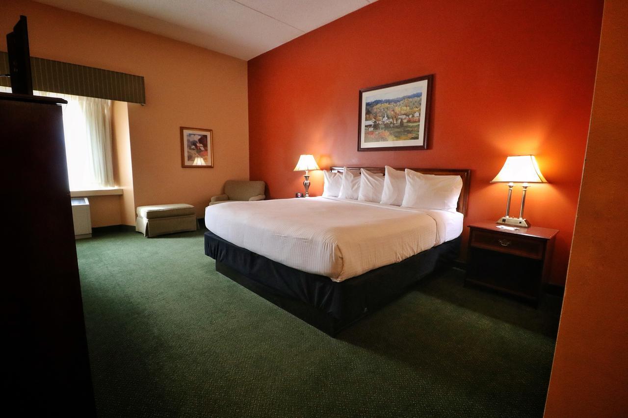 Hotel Mead&Conference Center Wisconsin Rapids Exterior foto