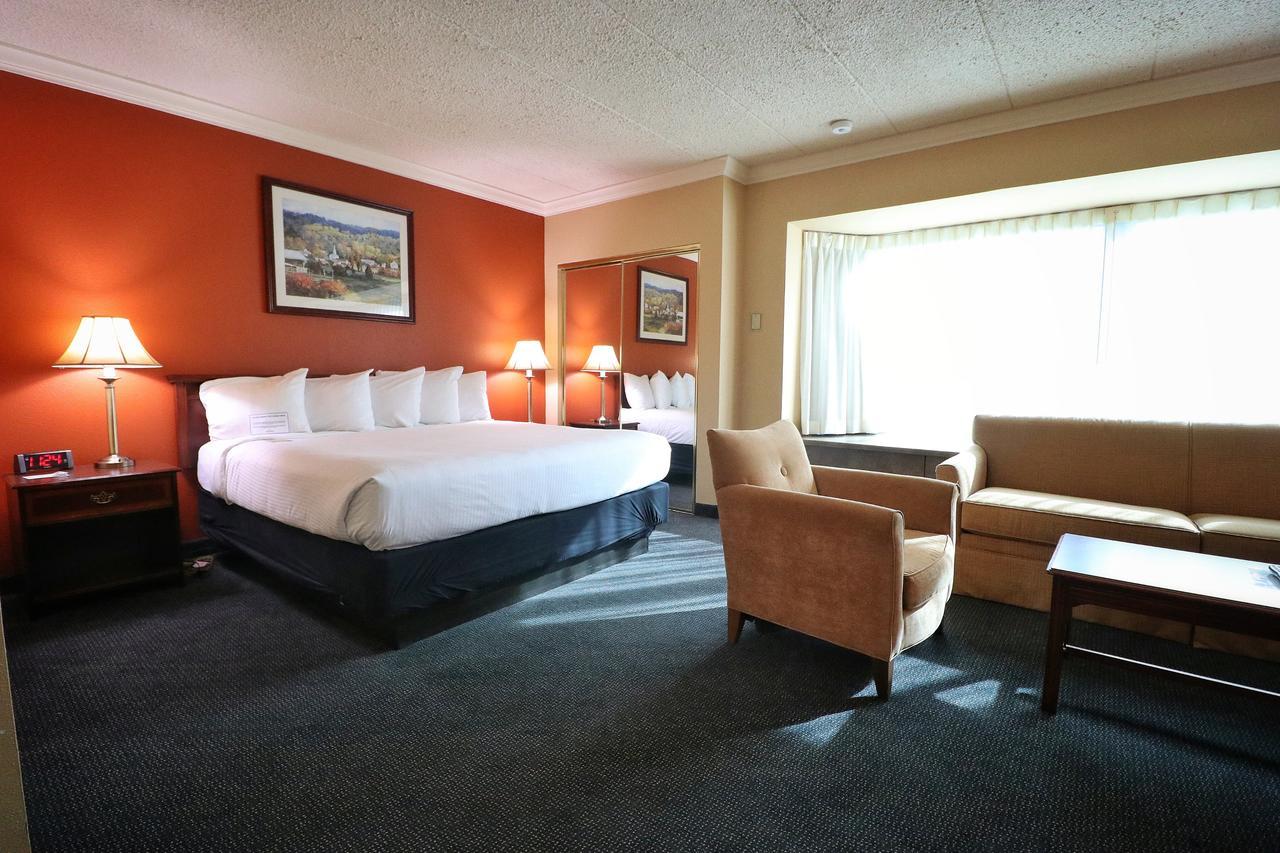 Hotel Mead&Conference Center Wisconsin Rapids Exterior foto